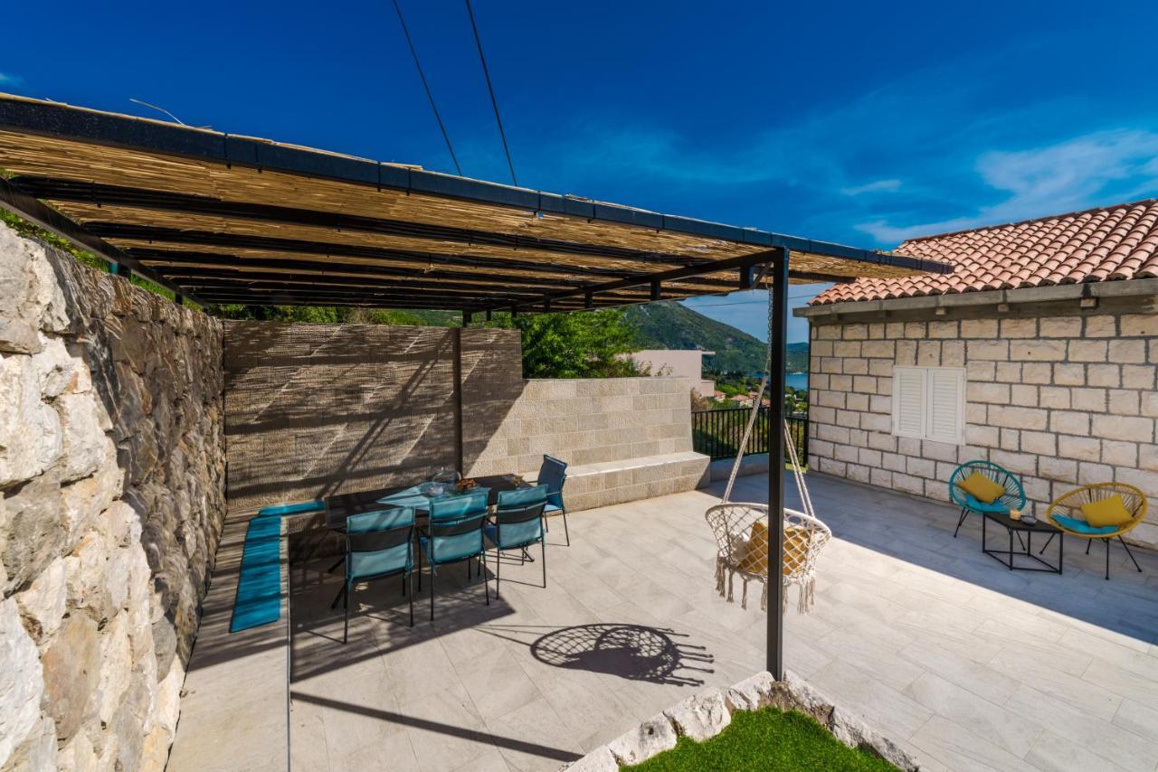 Golden Seaview Holiday Home Млини Екстериор снимка