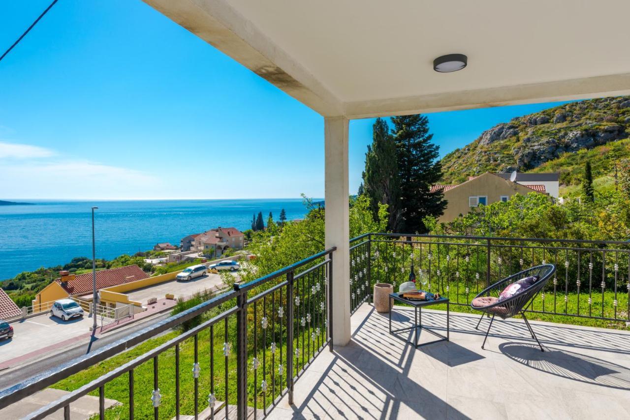 Golden Seaview Holiday Home Млини Екстериор снимка