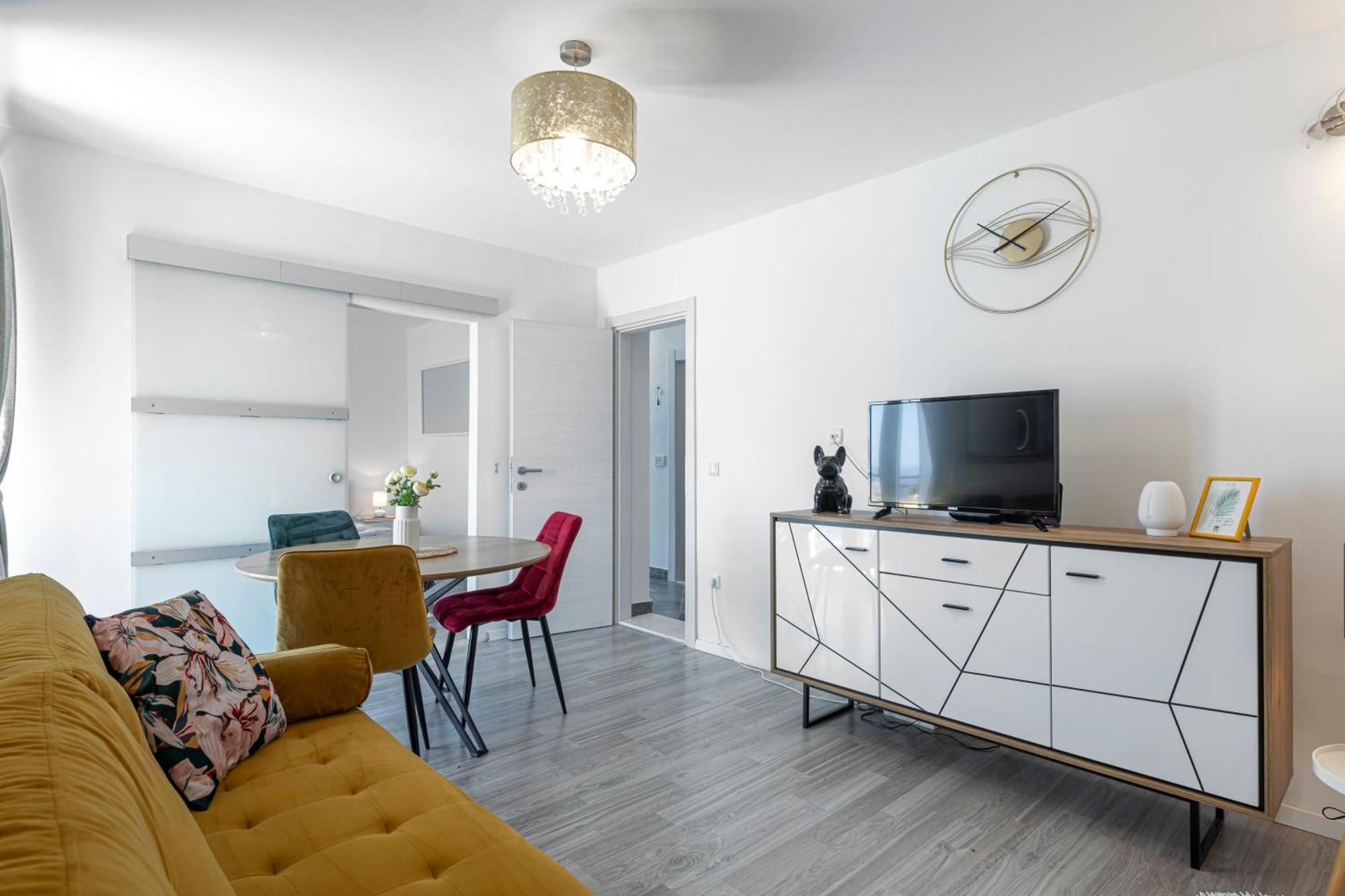 Golden Seaview Holiday Home Млини Стая снимка